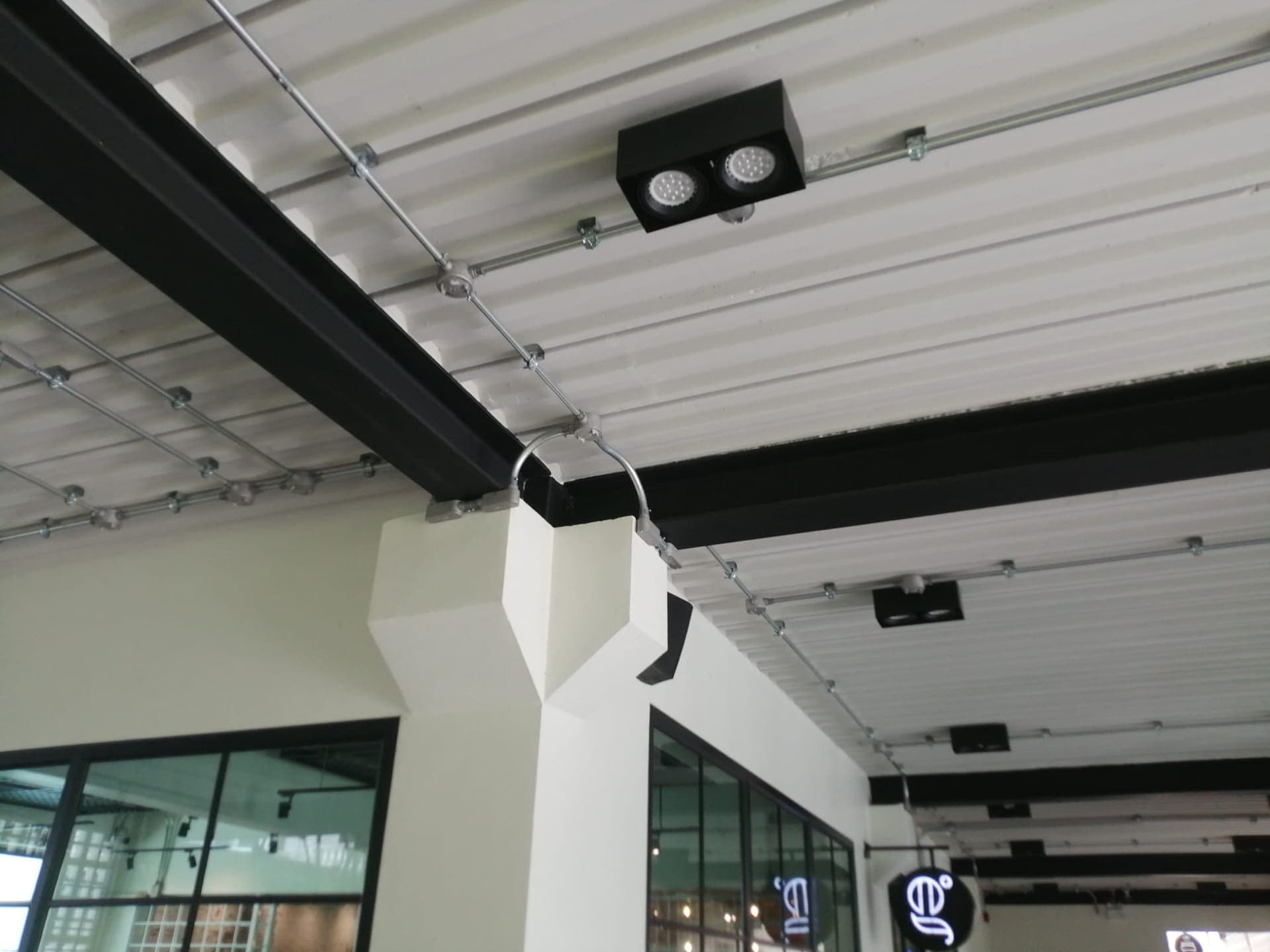 งานซ่อม–รีโนเวทอาคาร 3