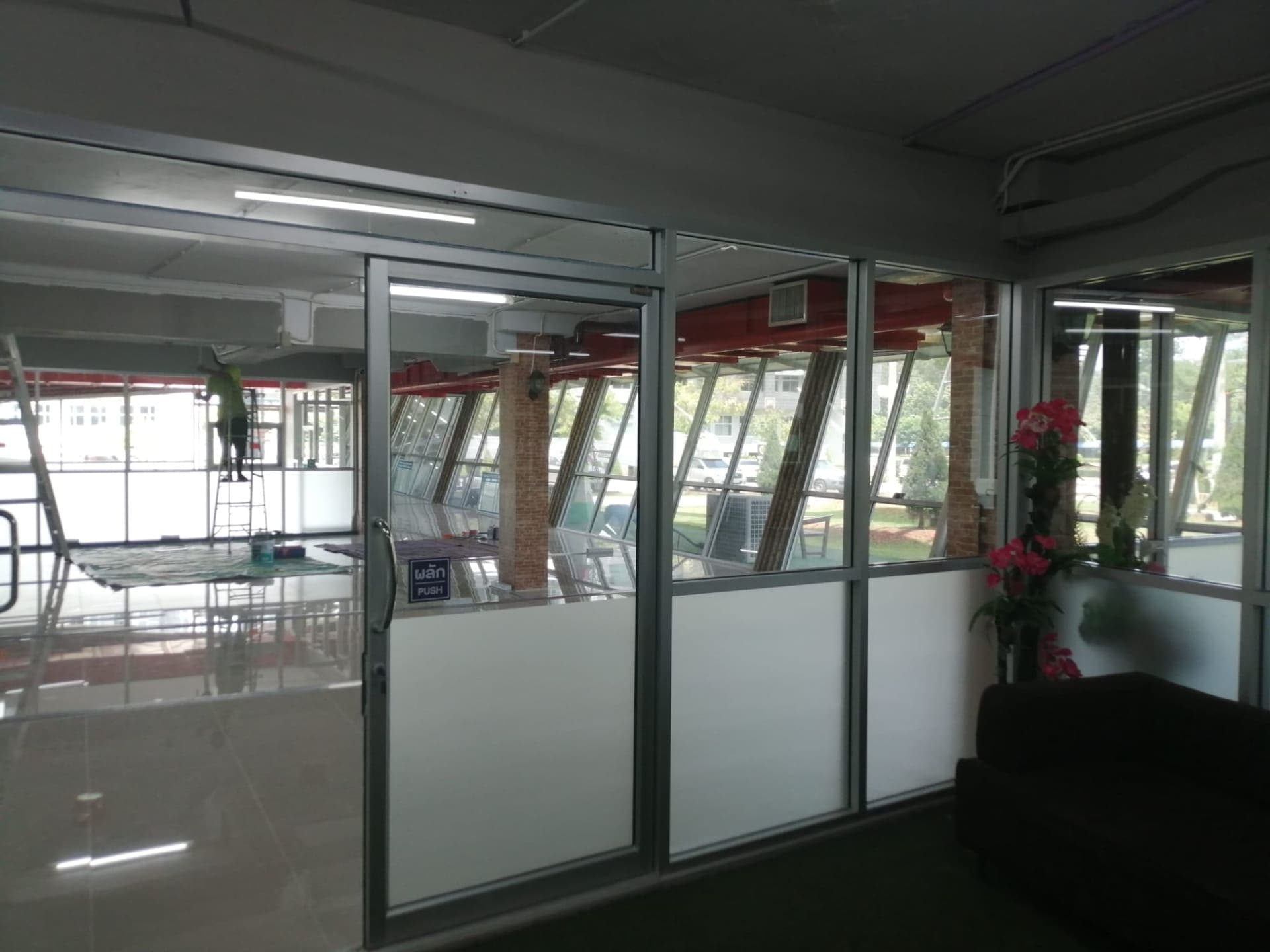 งานซ่อม–รีโนเวทอาคาร 5